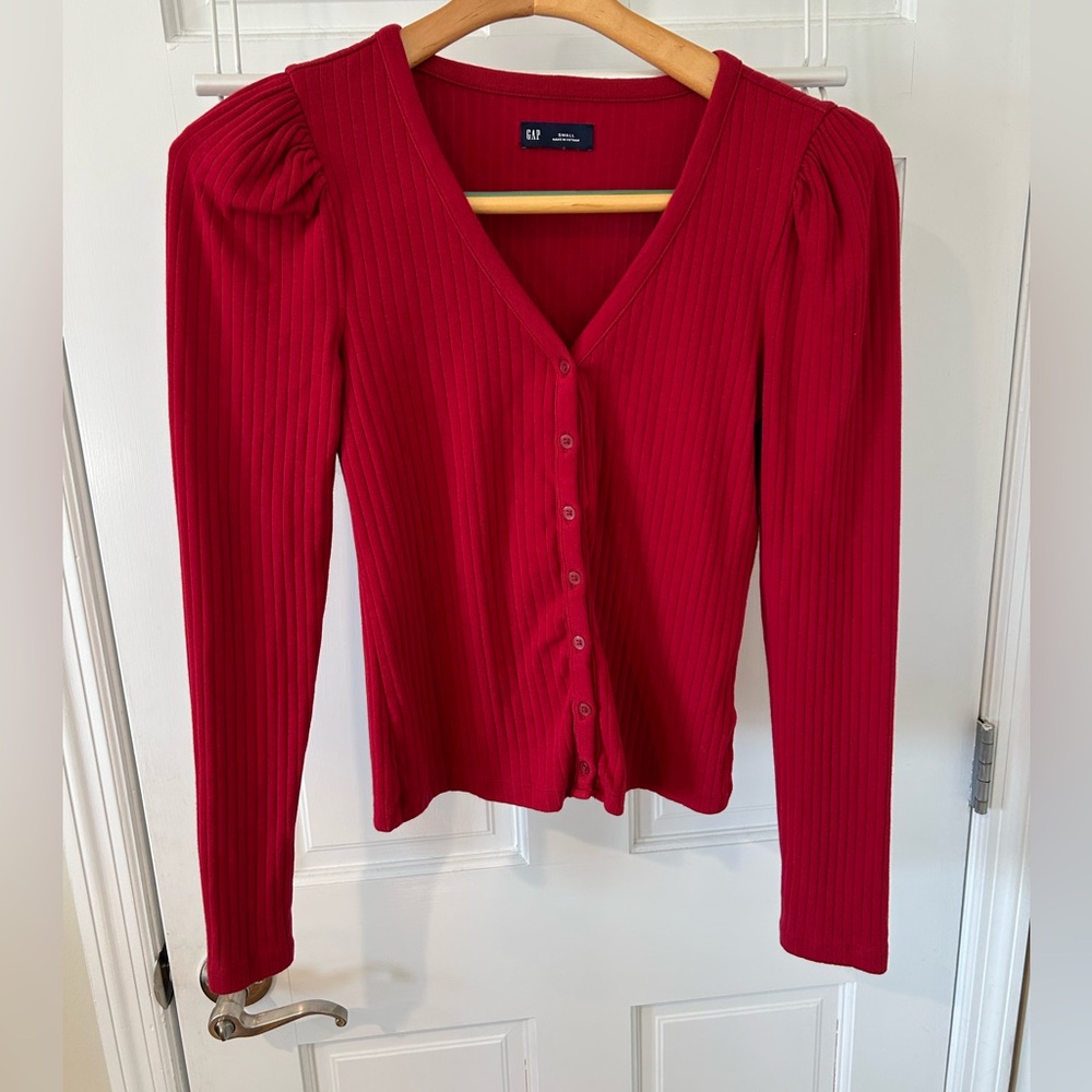 GAP Women's Scarlet Ribbed Button-Down Shirt